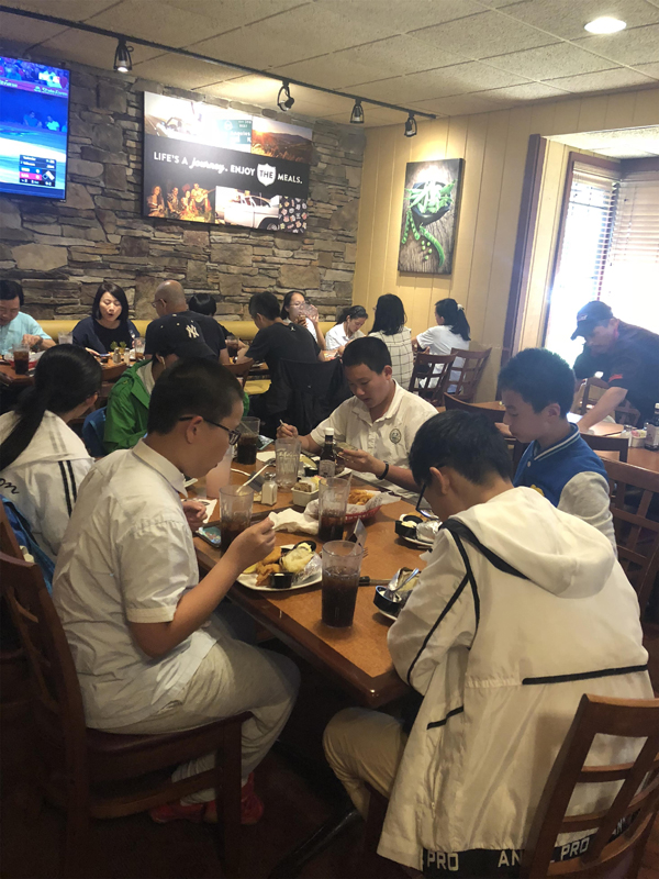 享用牛排大餐7.jpg